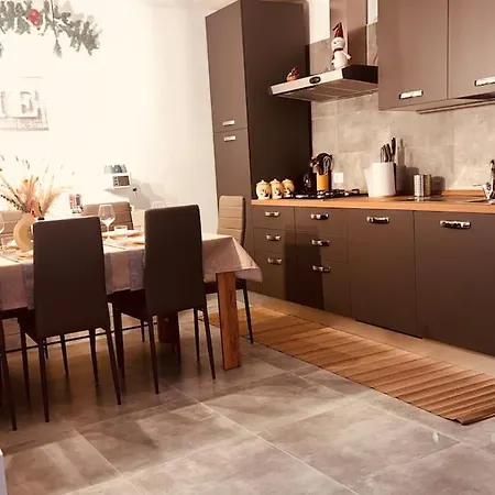 1375 Holiday home