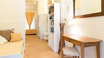 Bed & Breakfast Suites 3*